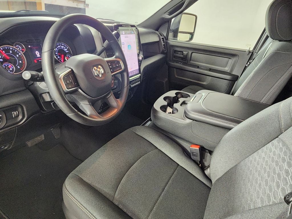 2025 RAM 2500 RAM 2500 TRADESMAN CREW CAB 4X4 6'4' BOX