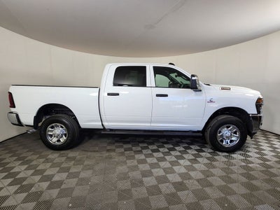 2025 RAM 2500 RAM 2500 TRADESMAN CREW CAB 4X4 6'4' BOX