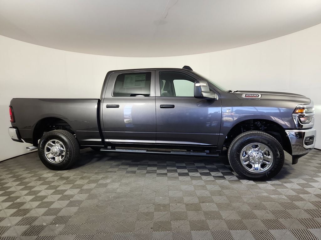 2025 RAM 2500 RAM 2500 TRADESMAN CREW CAB 4X4 6'4' BOX