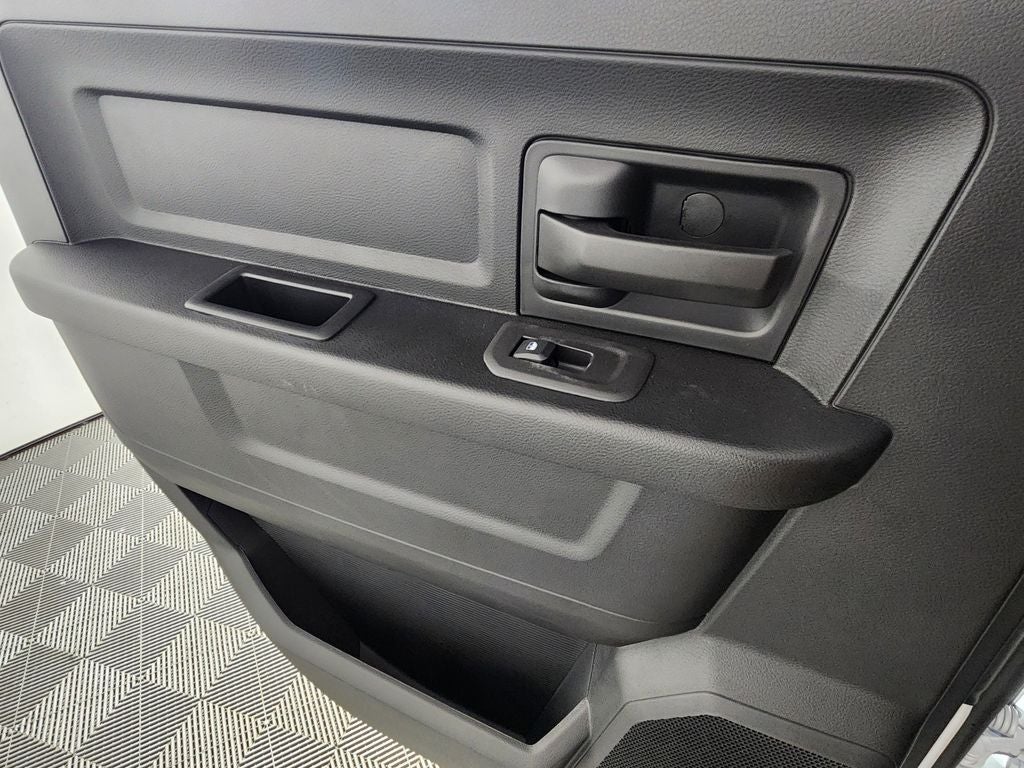 2025 RAM 2500 RAM 2500 TRADESMAN CREW CAB 4X4 6'4' BOX