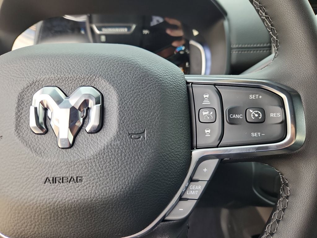 2026 RAM 2500 RAM 2500 LARAMIE CREW CAB 4X4 6'4' BOX