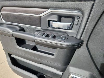 2026 RAM 2500 RAM 2500 LARAMIE CREW CAB 4X4 6'4' BOX