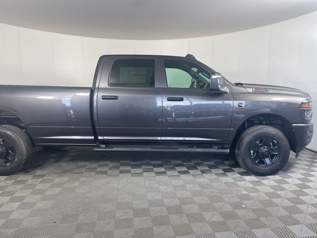 2026 RAM 2500 RAM 2500 TRADESMAN CREW CAB 4X4 8' BOX