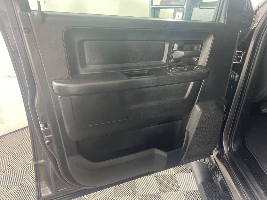 2026 RAM 2500 RAM 2500 TRADESMAN CREW CAB 4X4 8' BOX