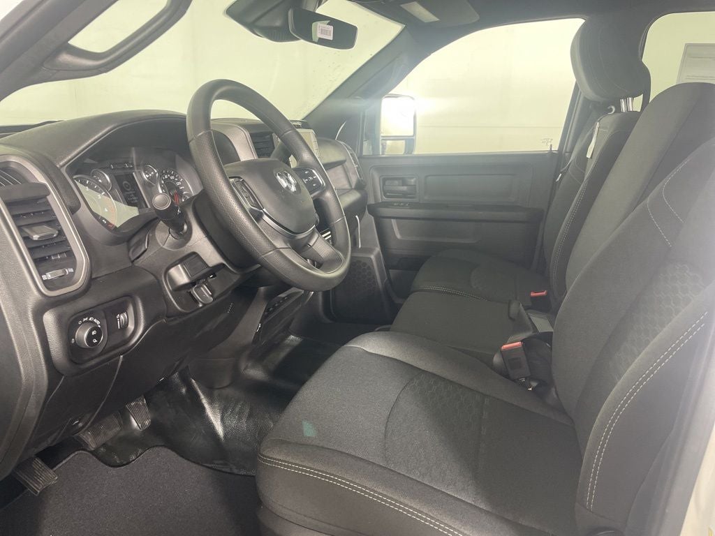 2026 RAM 2500 RAM 2500 TRADESMAN CREW CAB 4X4 8' BOX