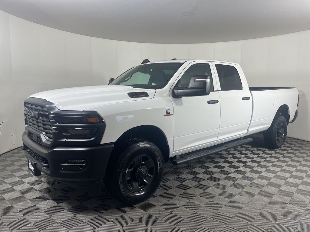 2026 RAM 2500 RAM 2500 TRADESMAN CREW CAB 4X4 8' BOX