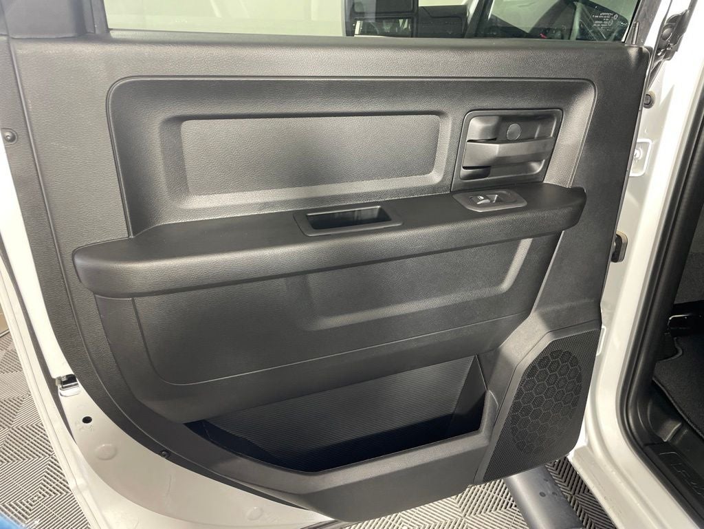 2026 RAM 2500 RAM 2500 TRADESMAN CREW CAB 4X4 8' BOX