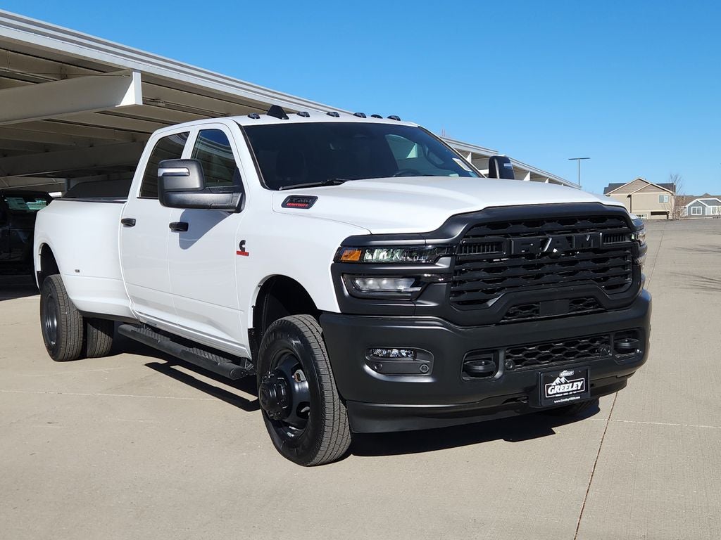 2026 RAM 3500 RAM 3500 TRADESMAN CREW CAB 4X4 8' BOX