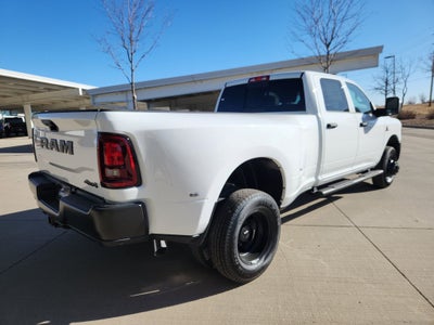 2026 RAM 3500 RAM 3500 TRADESMAN CREW CAB 4X4 8' BOX