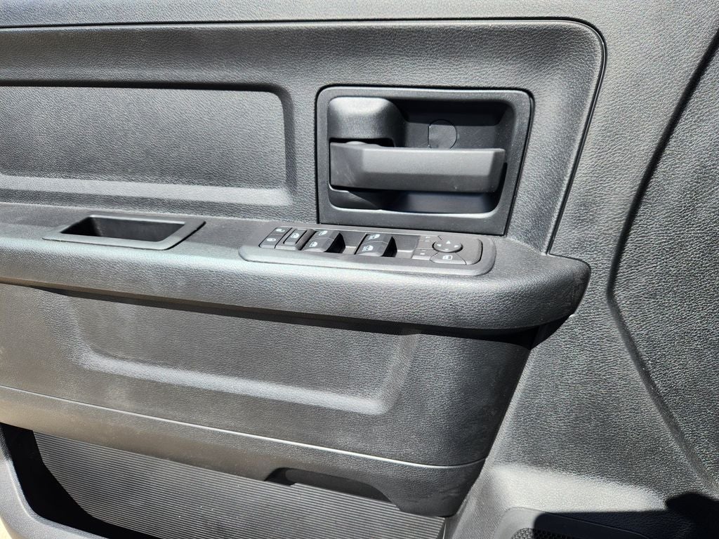 2026 RAM 3500 RAM 3500 TRADESMAN CREW CAB 4X4 8' BOX