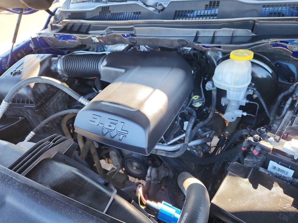 2019 RAM 1500 Classic Tradesman Regular Cab 4x4 8' Box