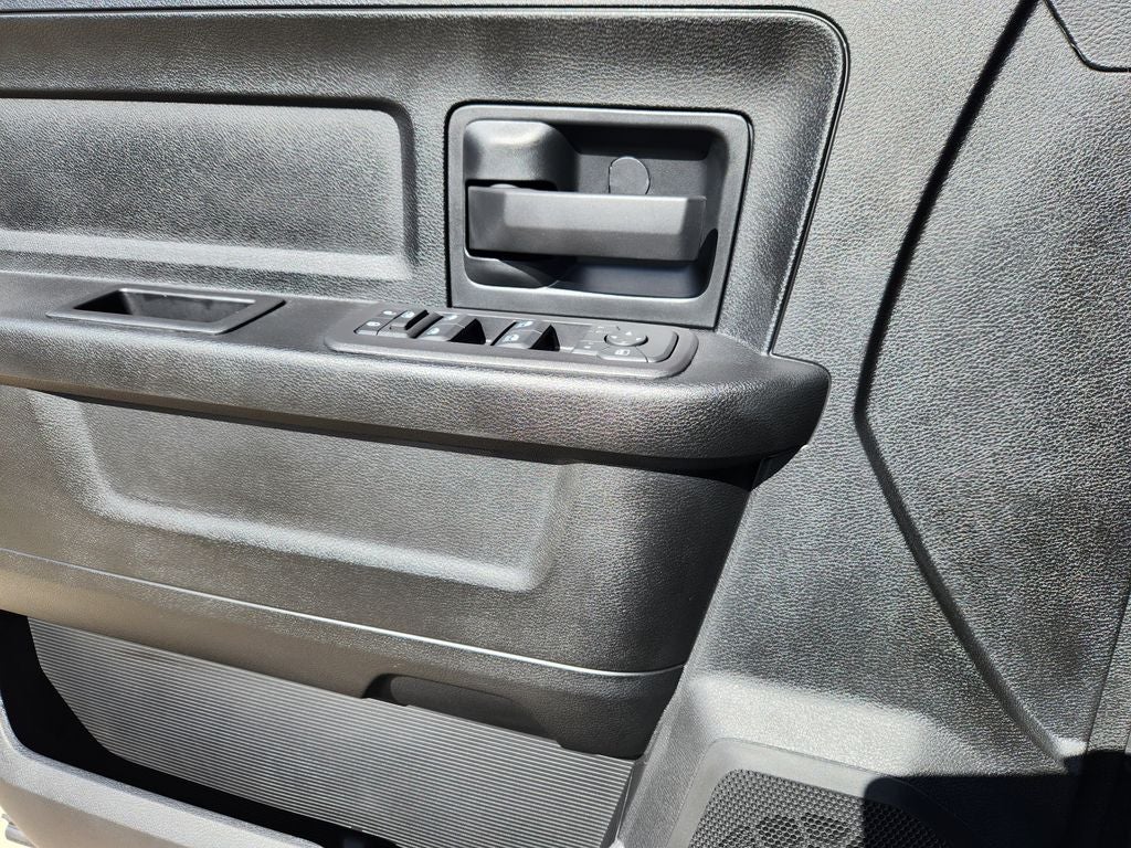 2026 RAM 2500 RAM 2500 TRADESMAN CREW CAB 4X4 6'4' BOX