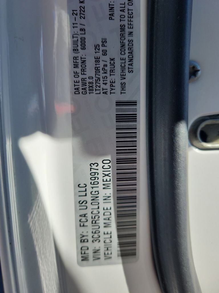 2022 RAM 2500 Tradesman Crew Cab 4x4 6'4' Box