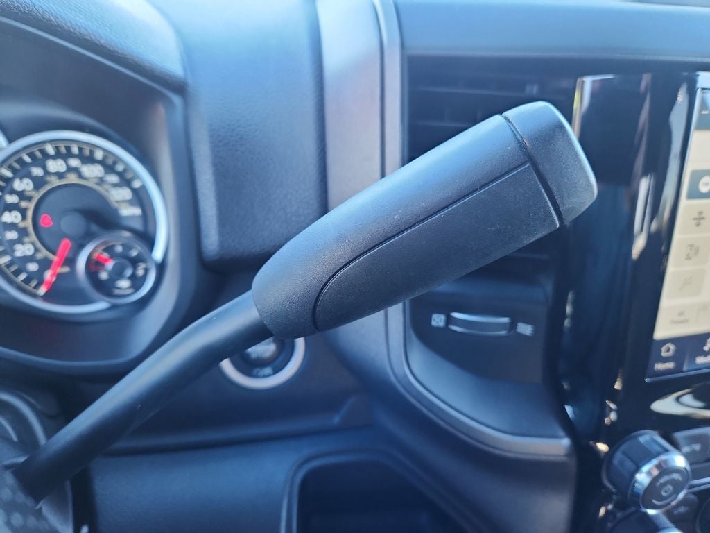 2022 RAM 2500 Tradesman Crew Cab 4x4 6'4' Box