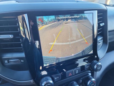 2022 RAM 2500 Tradesman Crew Cab 4x4 6'4' Box