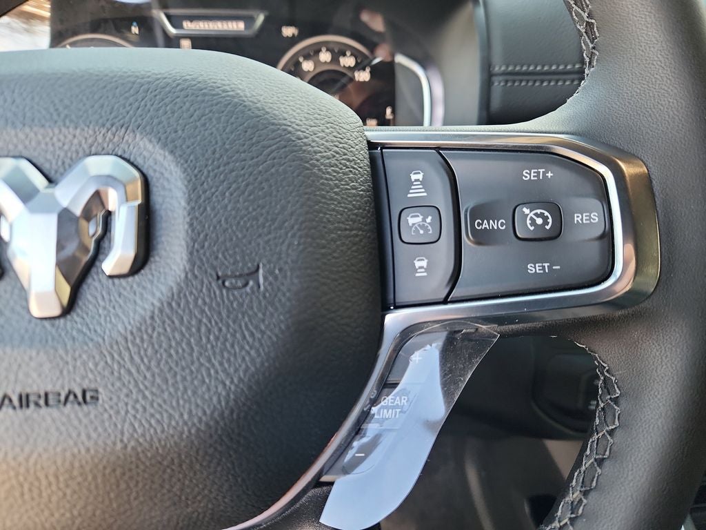 2026 RAM 2500 RAM 2500 LARAMIE CREW CAB 4X4 6'4' BOX