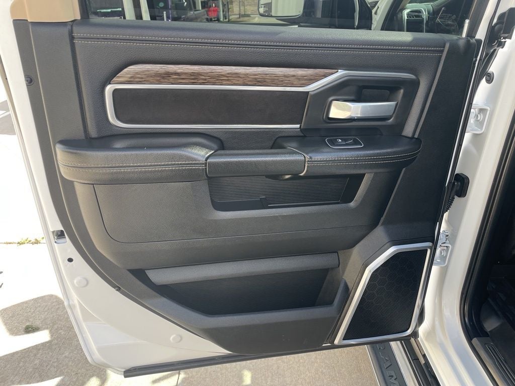 2021 RAM 2500 Laramie Crew Cab 4x4 6'4' Box