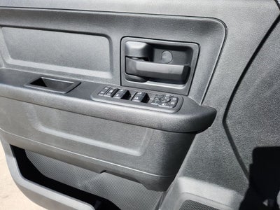 2026 RAM 2500 RAM 2500 BLACK EXPRESS CREW CAB 4X4 8' BOX