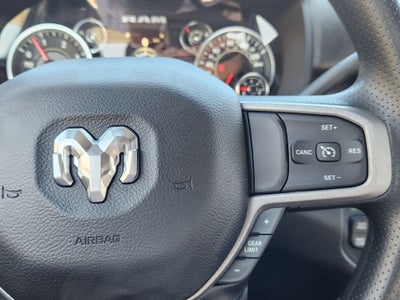 2024 RAM 5500 Chassis Cab RAM 5500 TRADESMAN CHASSIS REGULAR CAB 4X4 84' CA