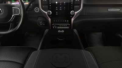 2026 RAM 5500 Chassis Cab RAM 5500 BIG HORN CHASSIS CREW CAB 4X4 84' CA