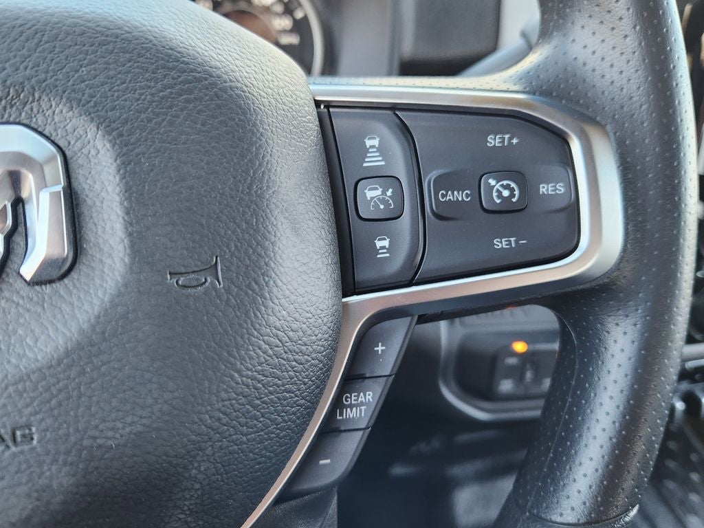 2026 RAM 5500 Chassis Cab RAM 5500 TRADESMAN CHASSIS CREW CAB 4X4 84' CA