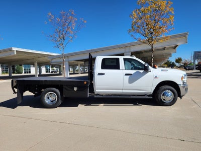 2024 RAM 3500 Chassis Cab RAM 3500 TRADESMAN CREW CAB CHASSIS 4X4 60' CA