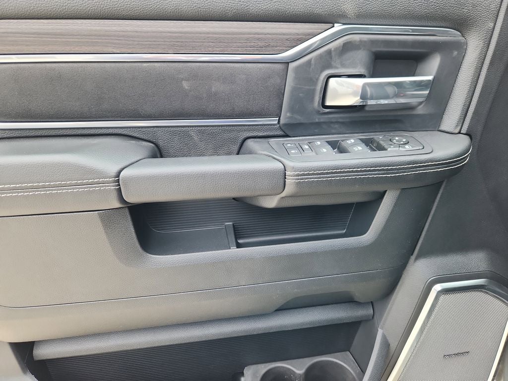 2026 RAM 3500 Chassis Cab RAM 3500 BIG HORN CREW CAB CHASSIS 4X4 60' CA