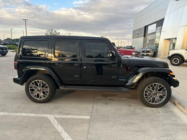 2022 Jeep Wrangler Unlimited Sahara High Altitude 4xe
