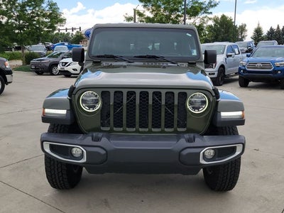 2022 Jeep Gladiator Sport