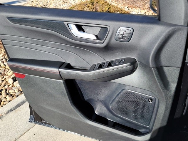 2025 Ford Escape ST-Line Elite