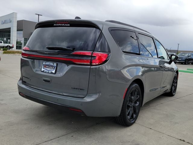 2025 Chrysler Pacifica Limited