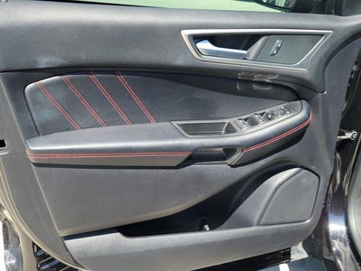 2022 Ford Edge ST Line
