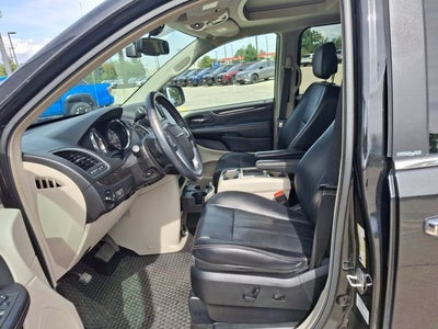 2012 Chrysler Town & Country Touring-L