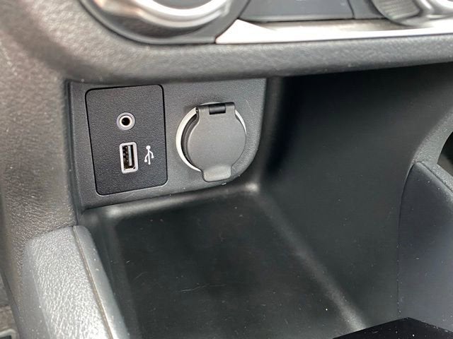 2022 Nissan Kicks S