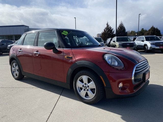 2015 MINI Cooper Hardtop 4 Door Base
