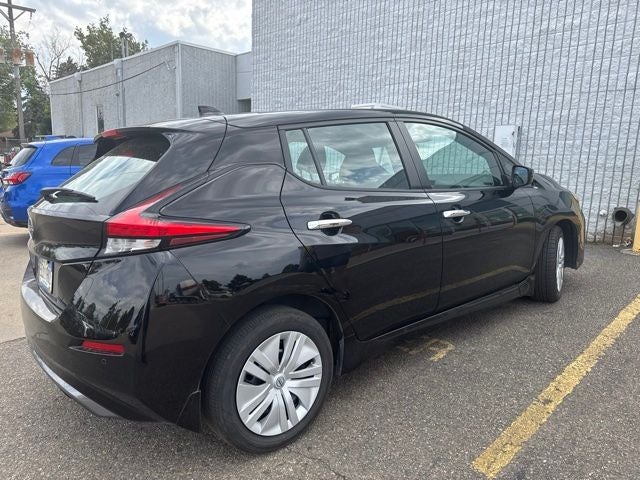 2025 Nissan Leaf S