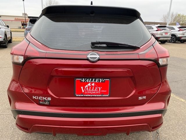 2023 Nissan Kicks SR