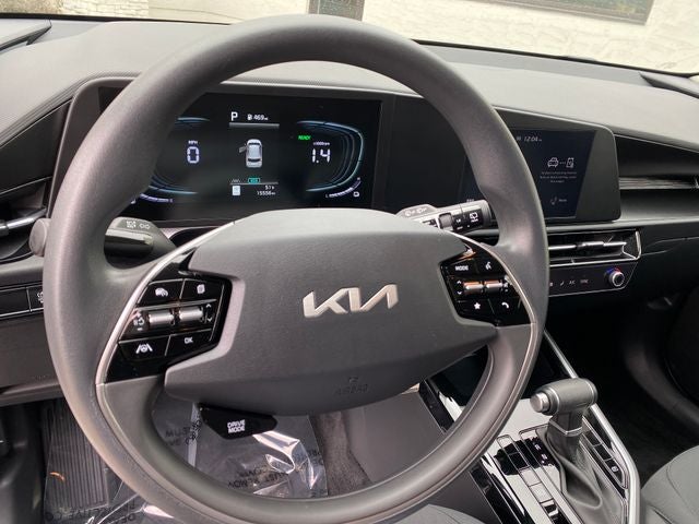 2024 Kia Niro LX