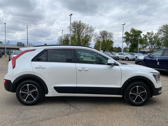 2024 Kia Niro LX