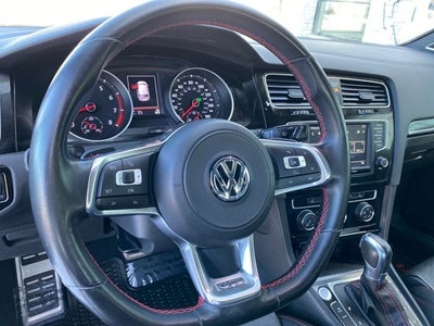 2017 Volkswagen Golf GTI SE