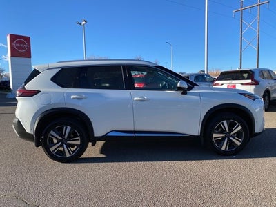 2022 Nissan Rogue SL