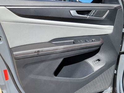 2024 Volkswagen Atlas 2.0T Peak Edition SE w/Technology
