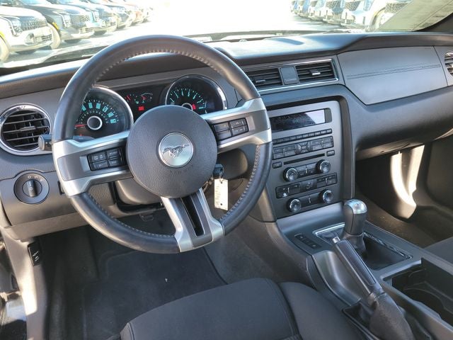 2014 Ford Mustang V6