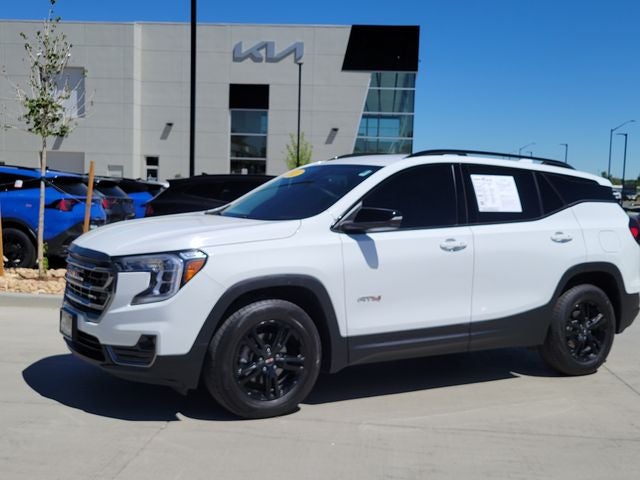 2023 GMC Terrain AT4