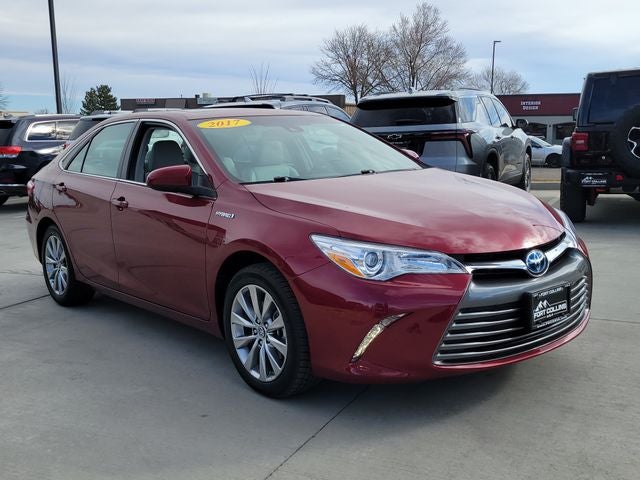 2017 Toyota Camry Hybrid XLE