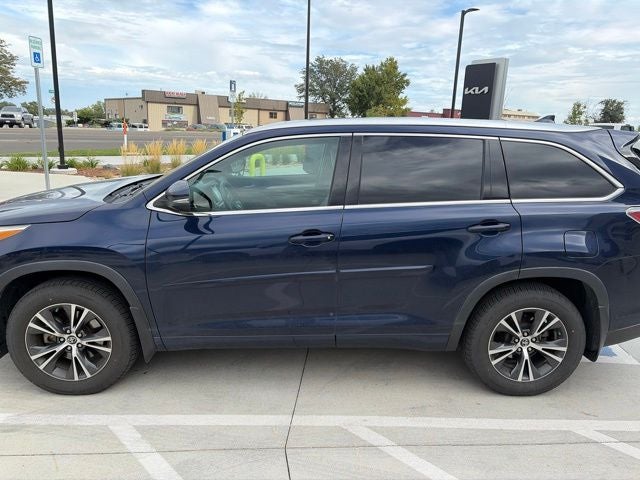 2016 Toyota Highlander XLE V6