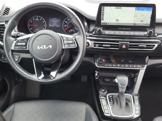 2022 Kia Seltos EX