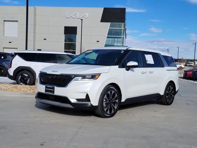 2023 Kia Carnival EX