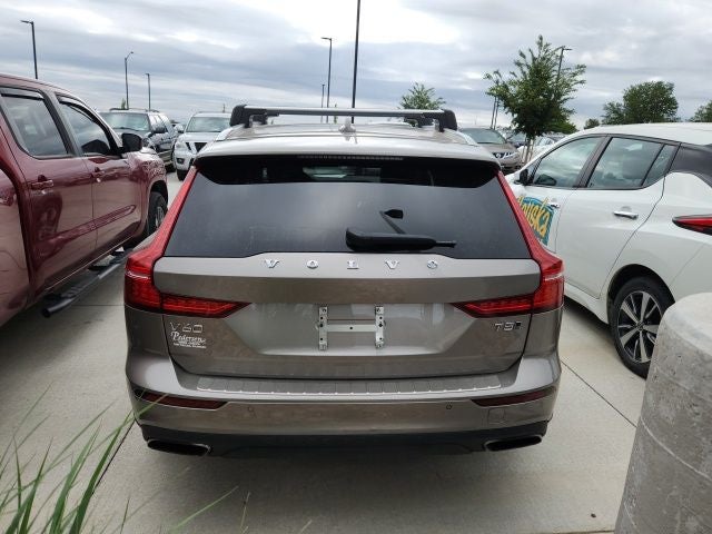 2020 Volvo V60 Cross Country T5